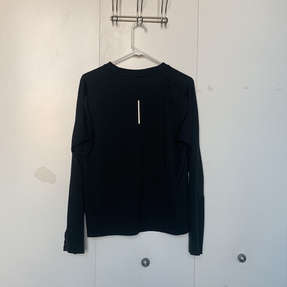 Nike Dri-fit long sleeve running top - Picture 4 of 4
